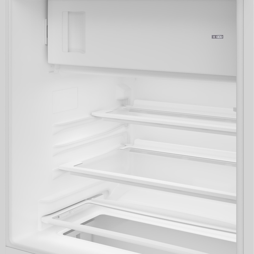Встраиваемый однокамерный холодильник Indesit IBUD 109 фото 6